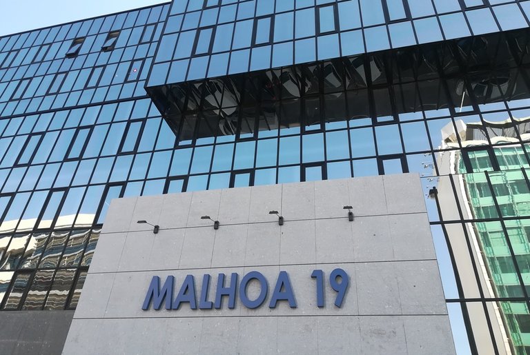 Edifício José Malhoa 19